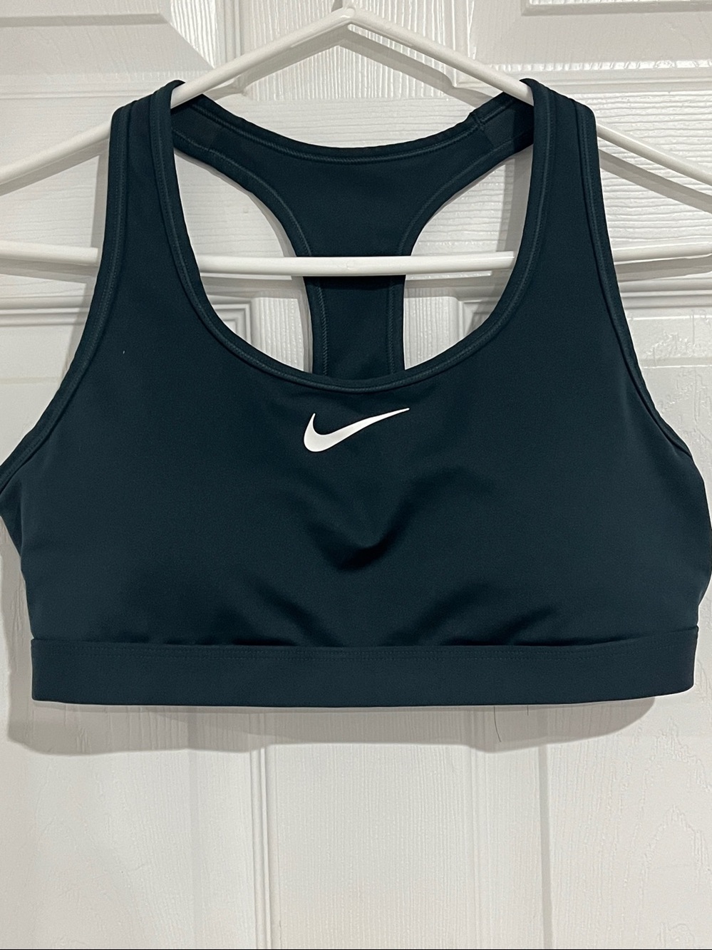 Nike Swoosh Dri Fit Adult Medium M Dark - Forest Green Sports Bra
